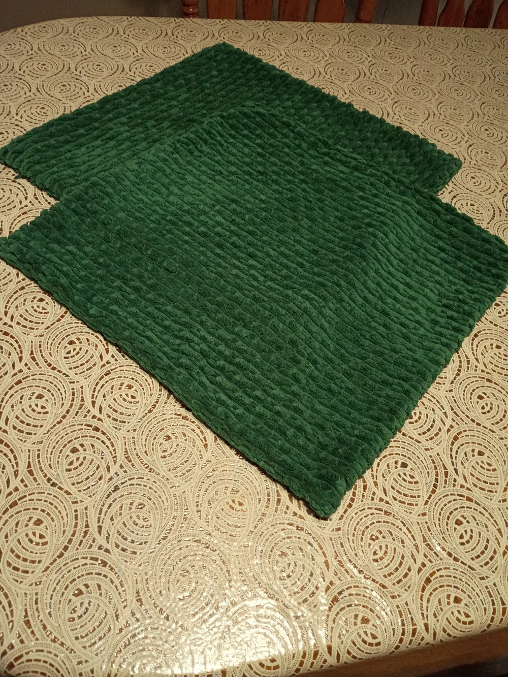 Plush Ribbed Throw Pillow - Deep Green
